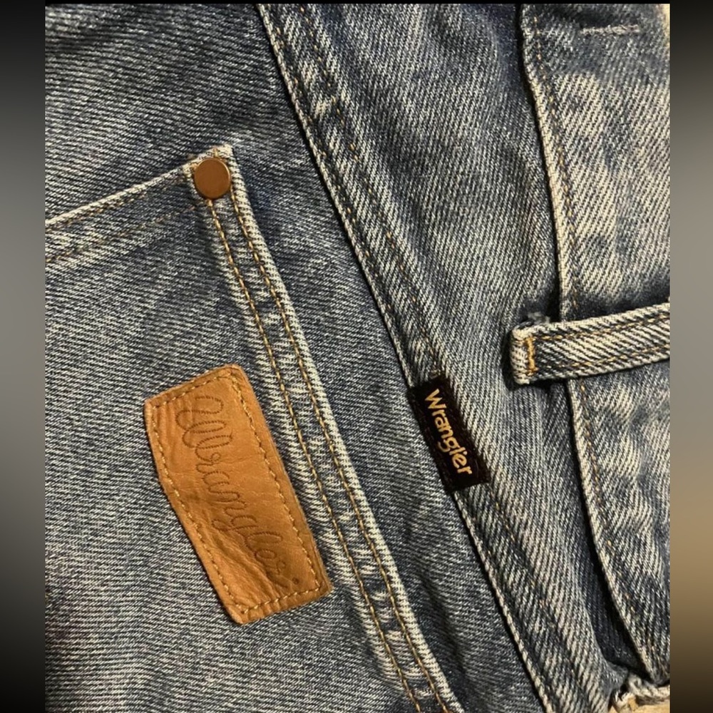 Wrangler shorts, size 6, worn once
